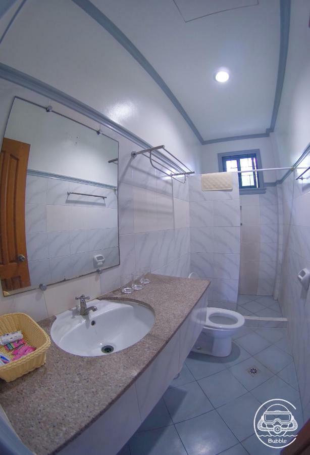 C气泡潜水度假村 C Bubble Diving Resort Dumaguete City ภายนอก รูปภาพ